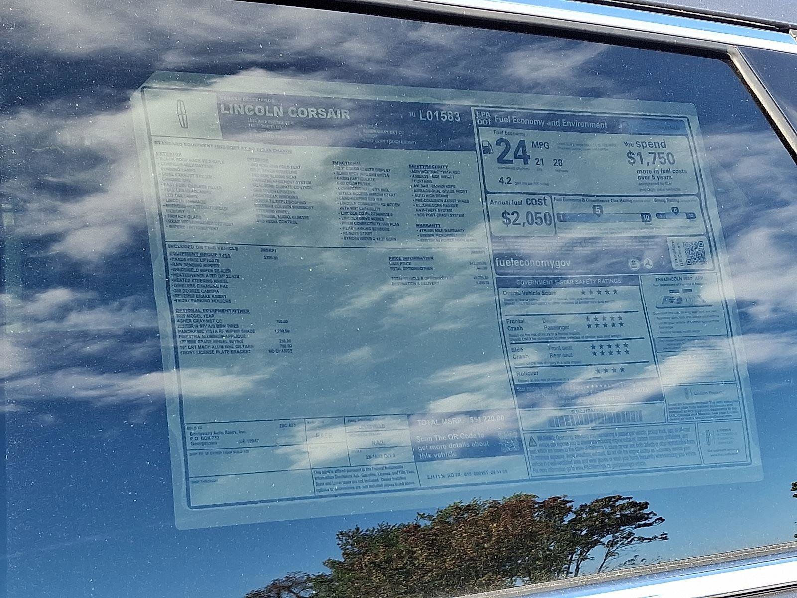 New 2026 Lincoln Corsair Premiere image 19