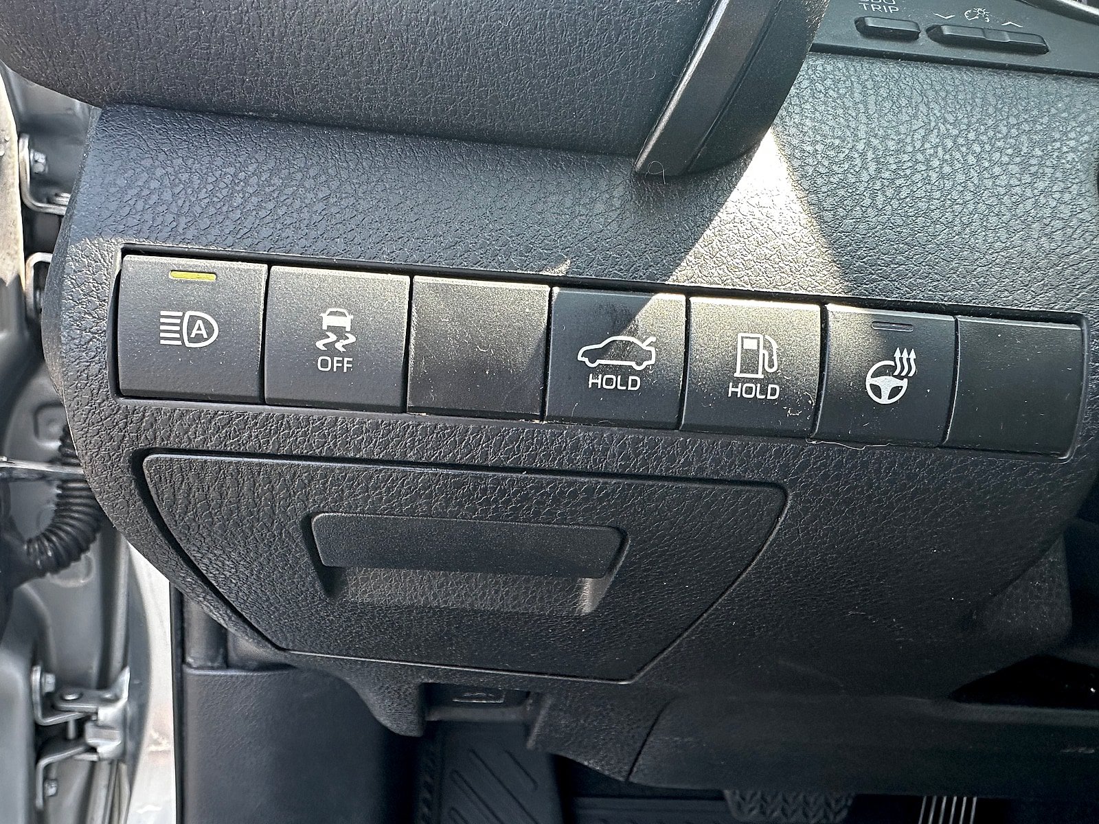 Used 2022 Toyota Camry LE w/ Cold Weather Package AWD/4WD image 17