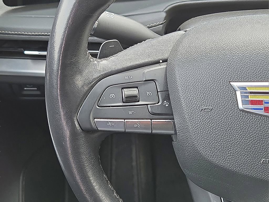 Used 2024 Cadillac XT4 Premium Luxury image 20