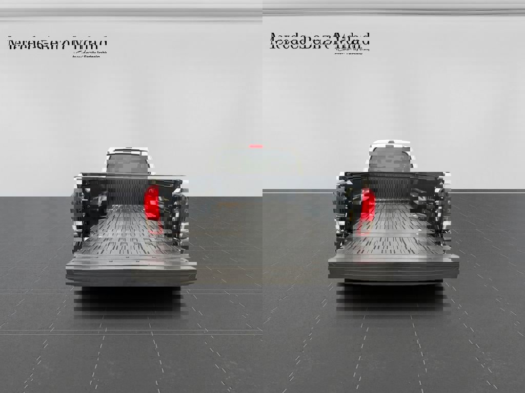 Used 2019 Toyota Tacoma SR image 11