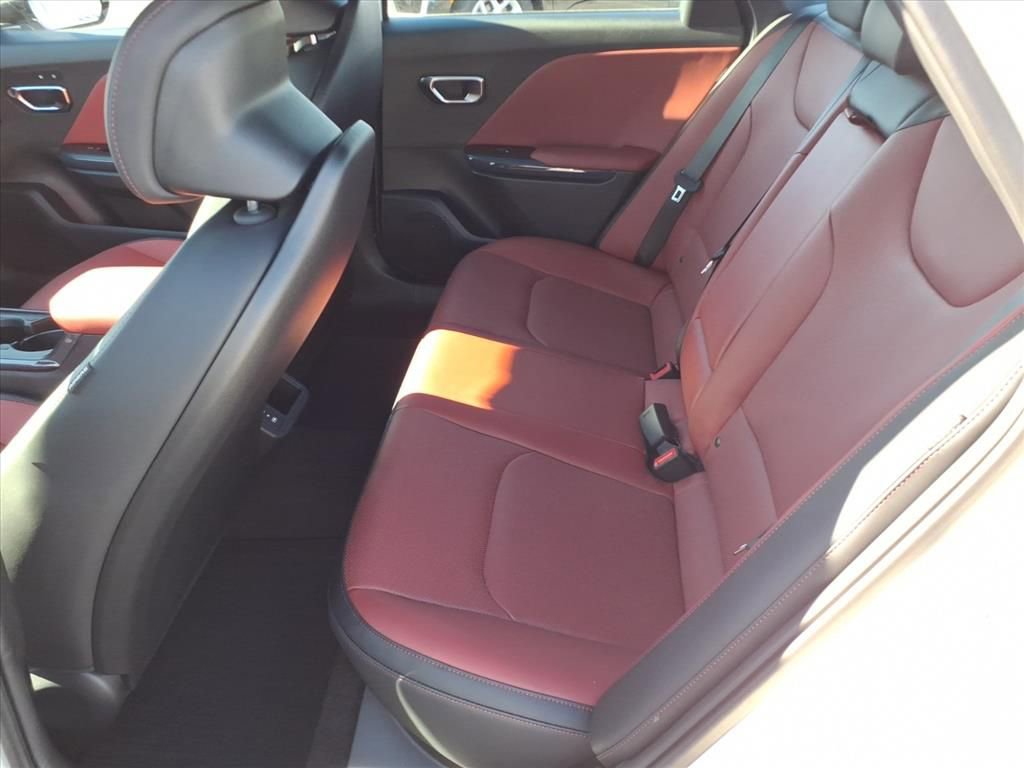 New 2025 Kia K4 GT-Line w/ GT-Line Premium Package image 12