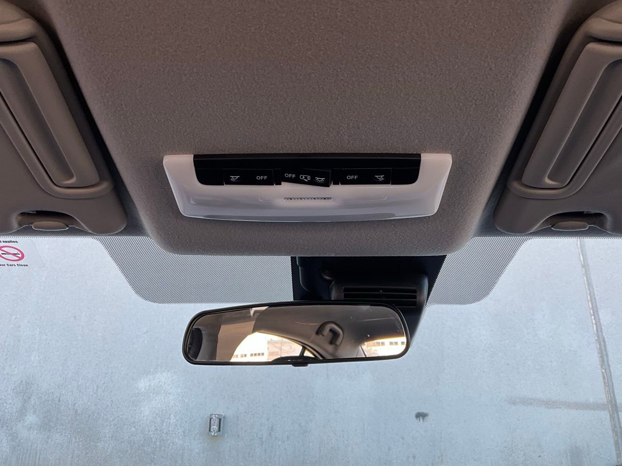 Used 2025 Nissan Versa SV image 15