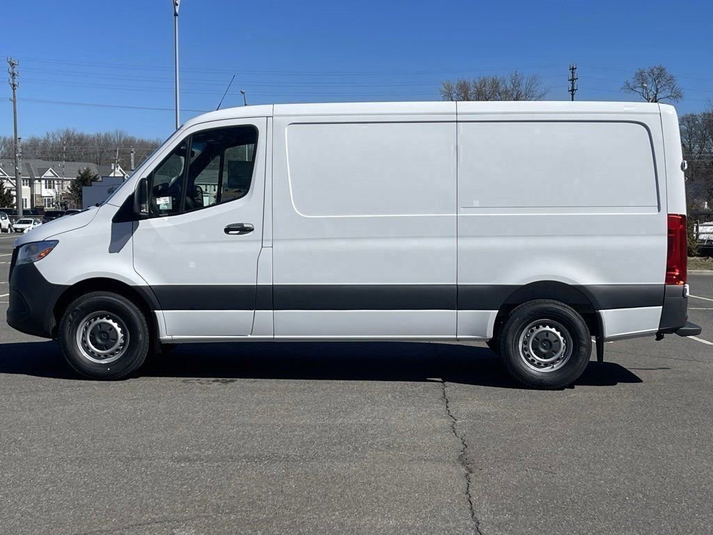 New 2026 Mercedes-Benz Sprinter 2500 image 3