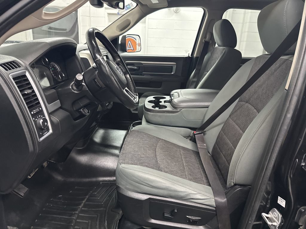 Used 2015 RAM 1500 SLT AWD/4WD image 19