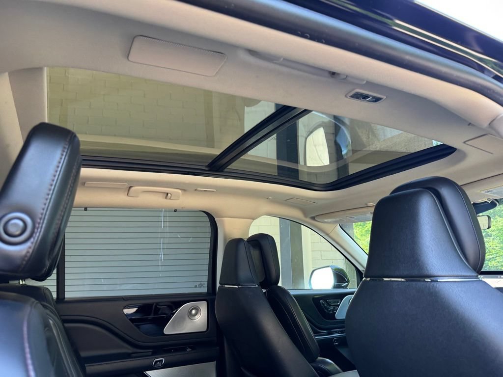 Used 2020 Lincoln Aviator Reserve w/ Equipment Group 202A AWD/4WD image 36