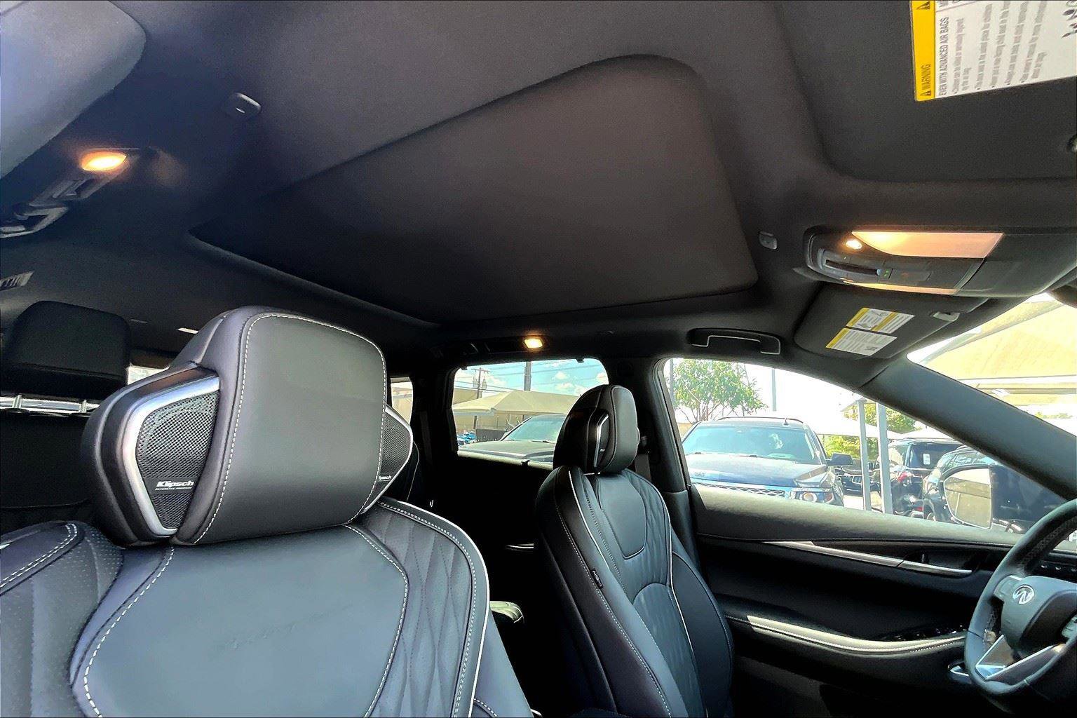 New 2026 INFINITI QX60 Autograph image 24