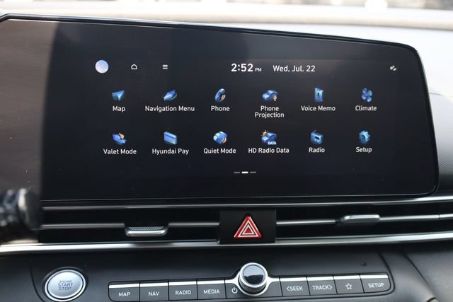 Used 2024 Hyundai Elantra SEL FWD image 21