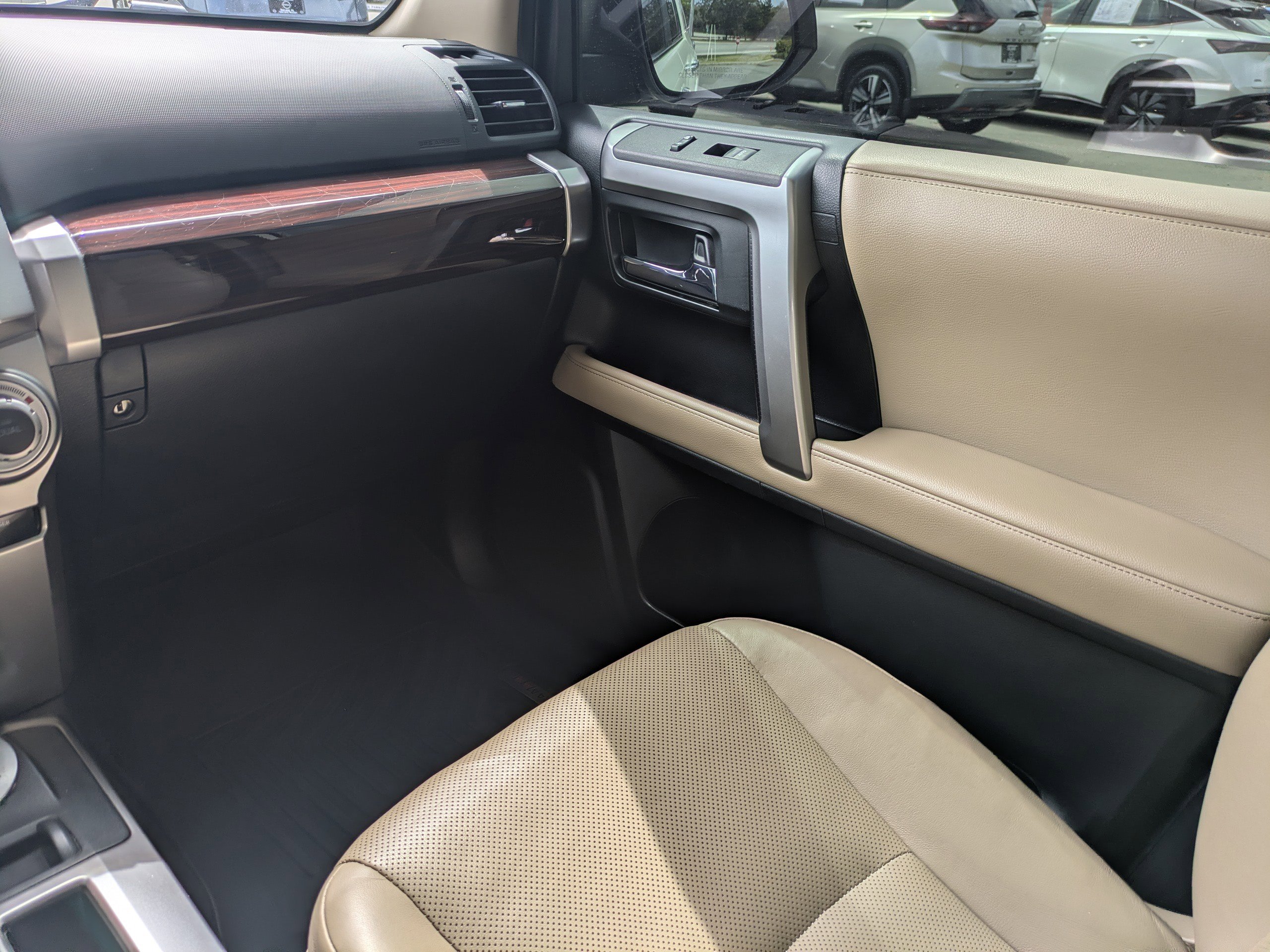 Used 2018 Toyota 4Runner Limited image 17