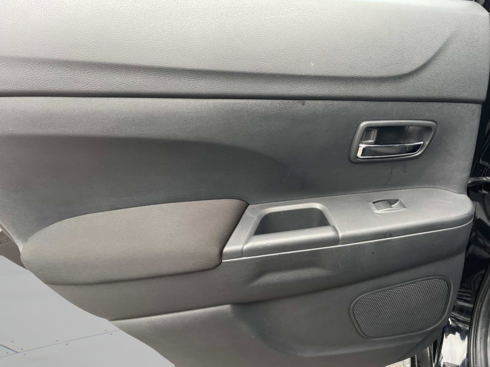 Used 2024 Mitsubishi Outlander Sport ES image 17