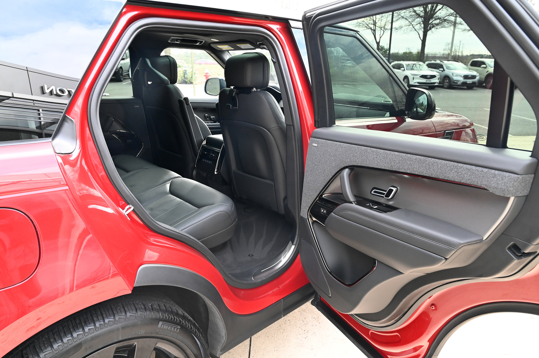 Used 2025 Land Rover Range Rover Sport Dynamic SE image 46