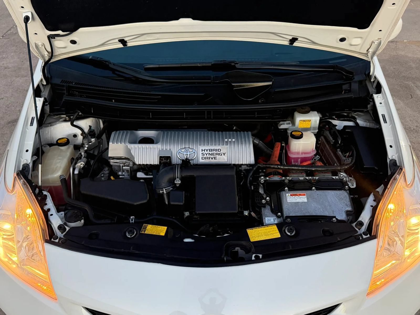 Used 2012 Toyota Prius Four w/ Deluxe Solar Roof Pkg FWD image 39