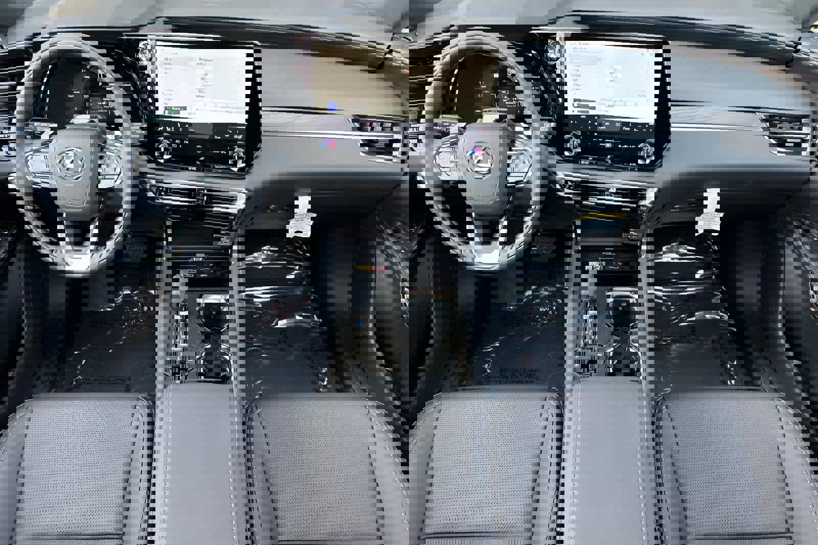 New 2026 Lexus RX 350 image 3