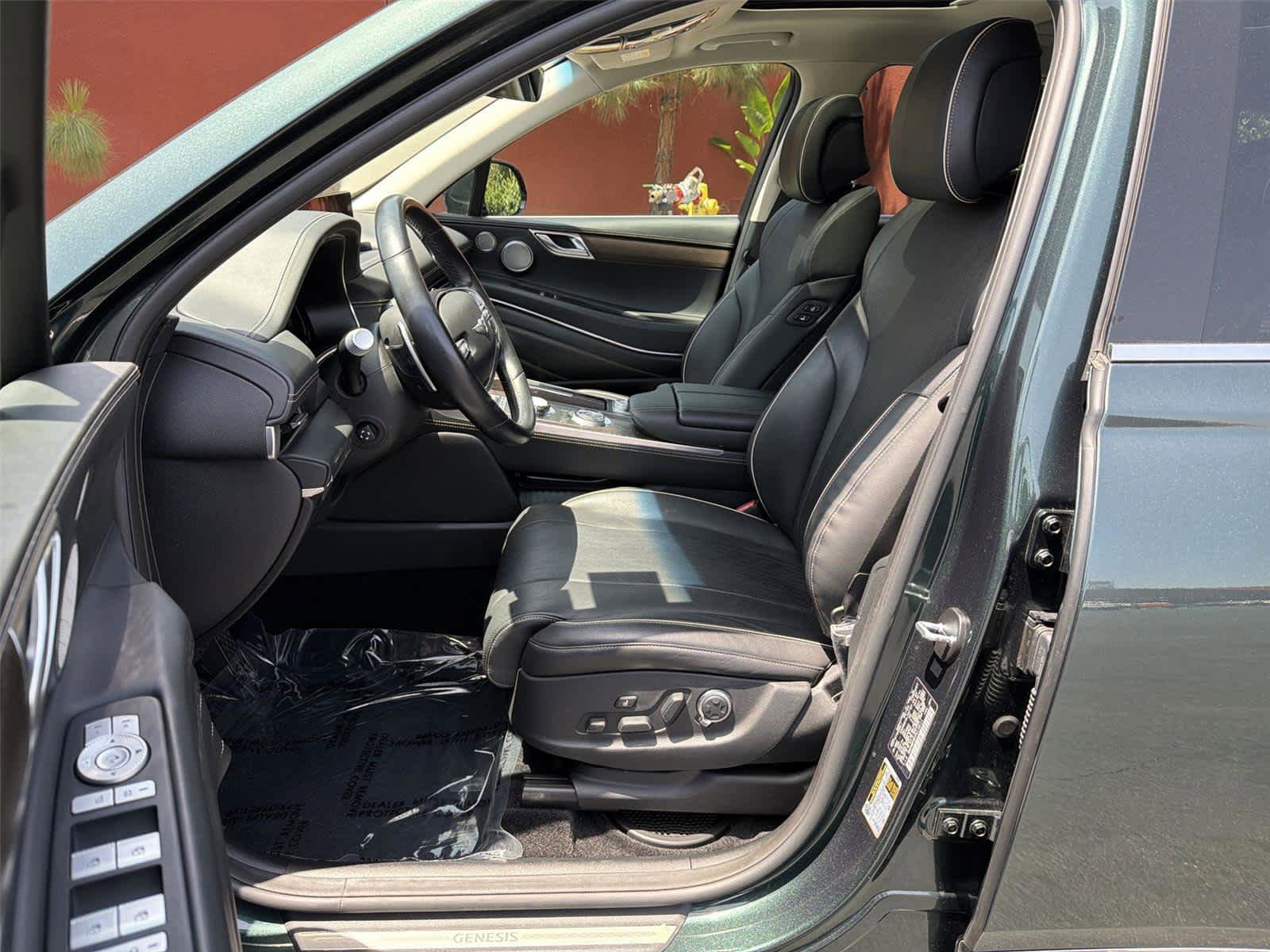 Used 2023 Genesis GV80 2.5T w/ Prestige Package AWD/4WD image 12