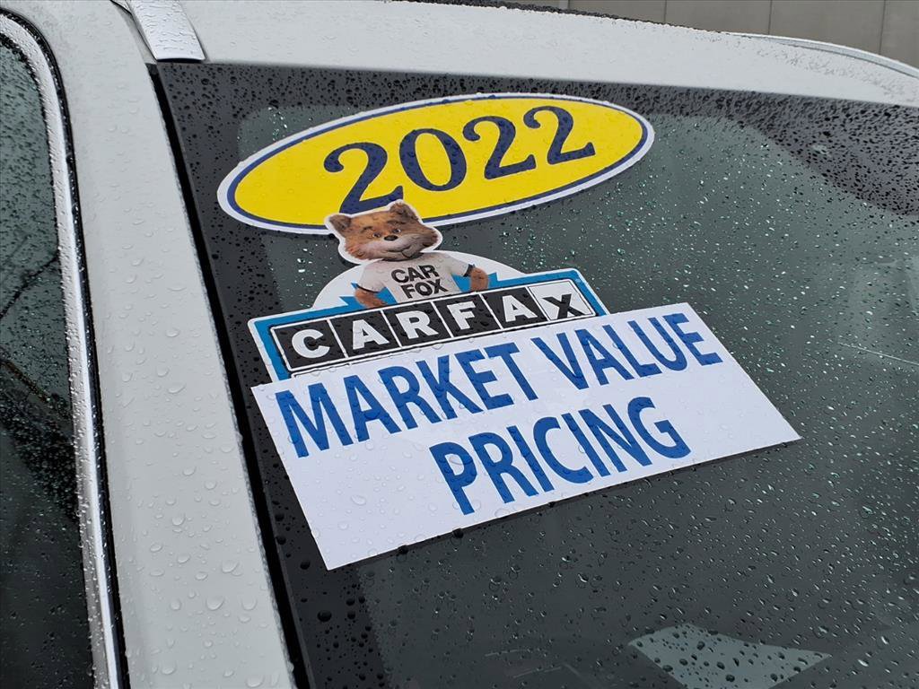 Used 2022 Volvo XC90 T6 Momentum image 9