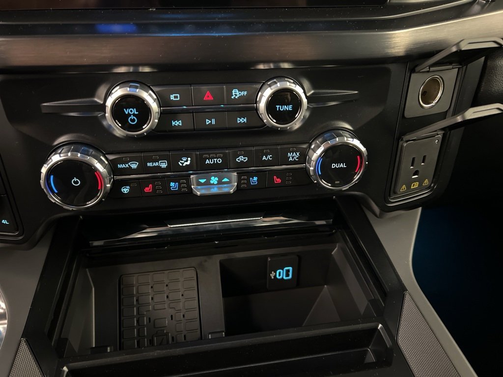 New 2026 Ford F250 Lariat image 13