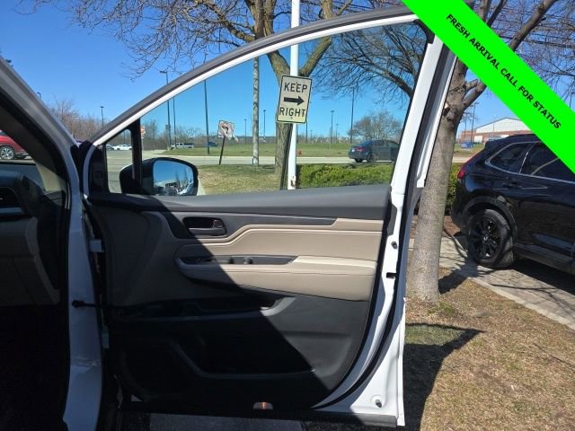 Used 2024 Honda Odyssey EX image 15