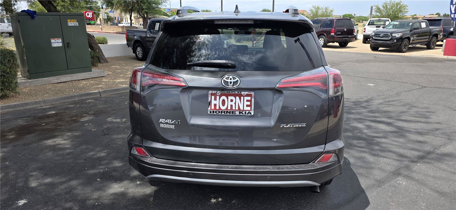 Used 2017 Toyota RAV4 Platinum FWD image 6