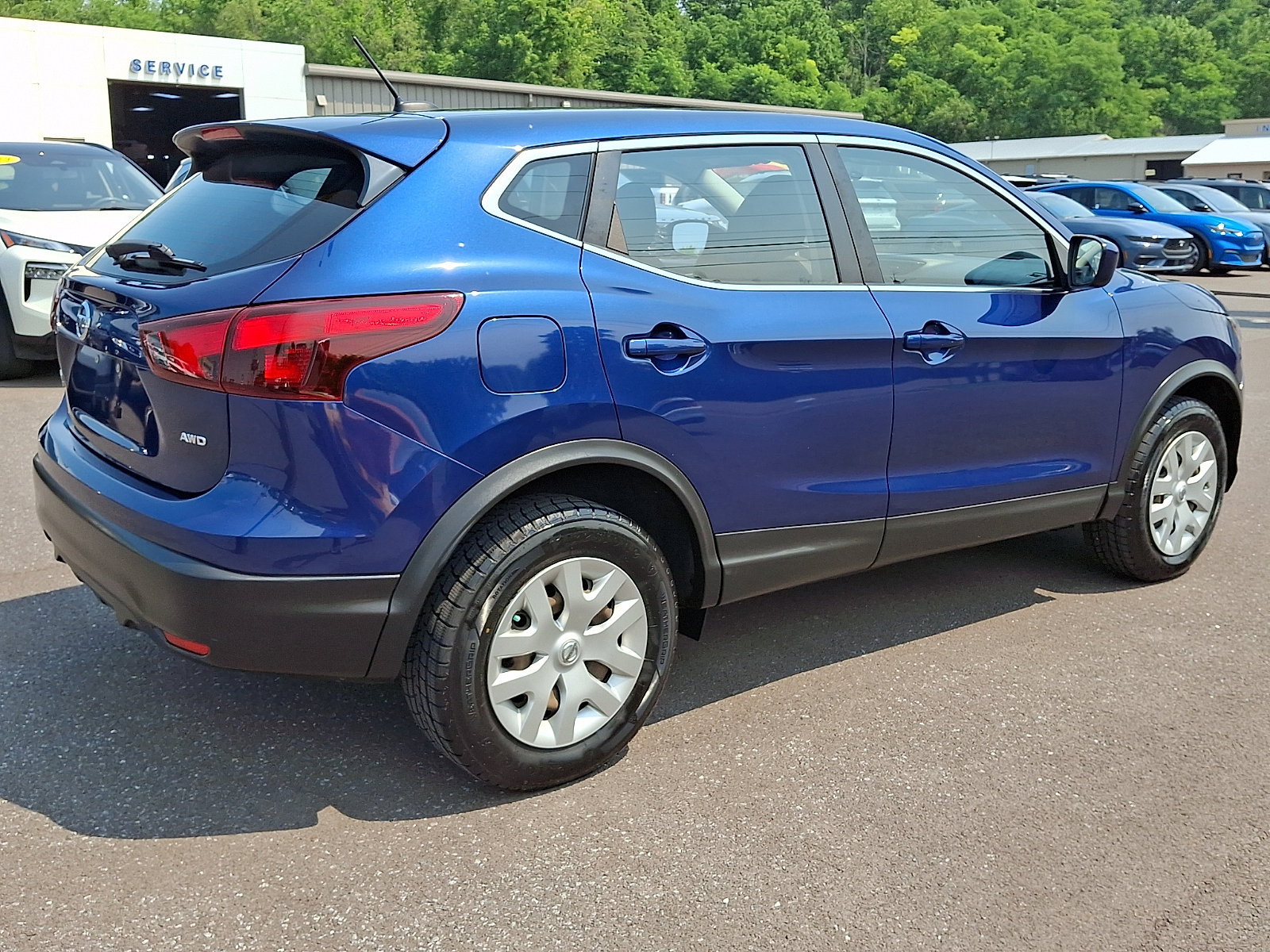 Used 2019 Nissan Rogue Sport S AWD/4WD image 11