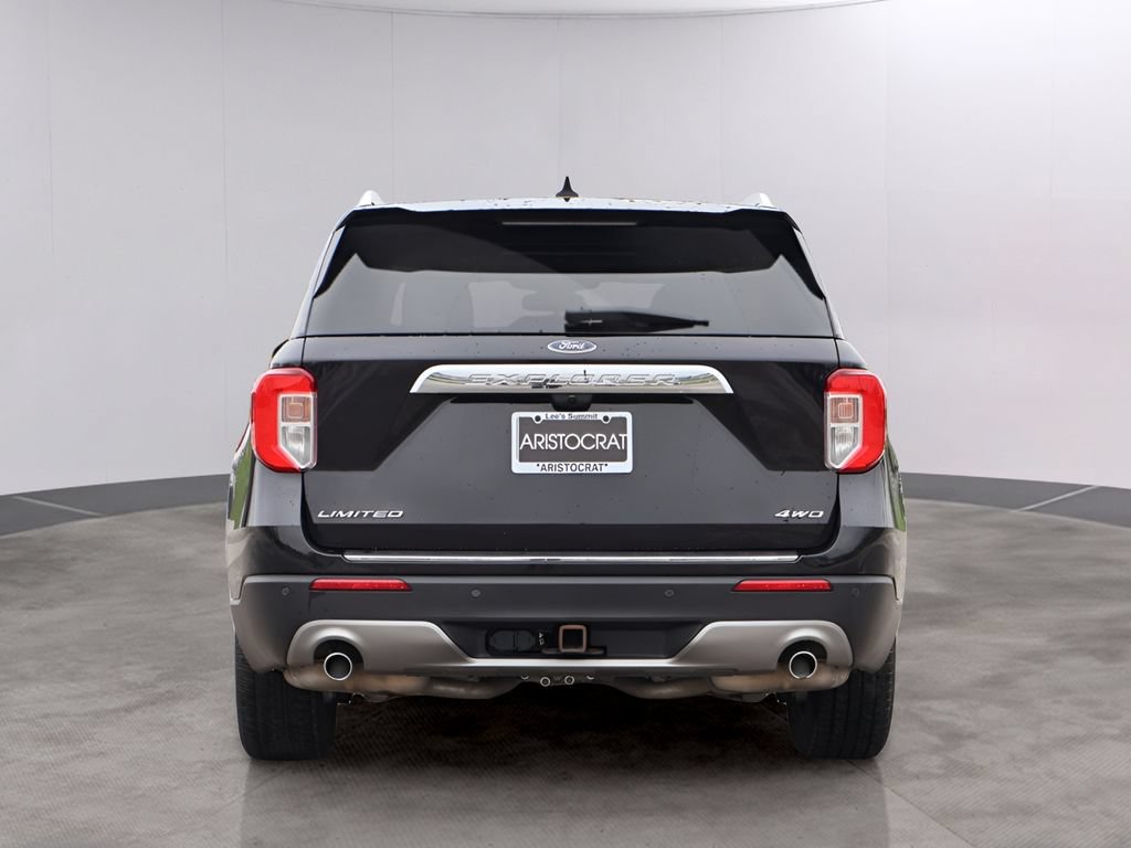 Used 2022 Ford Explorer Limited w/ Equipment Group 301A AWD/4WD image 6