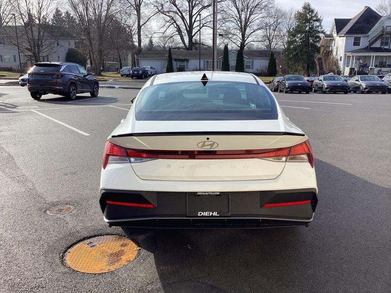 New 2026 Hyundai Elantra Sport FWD image 6