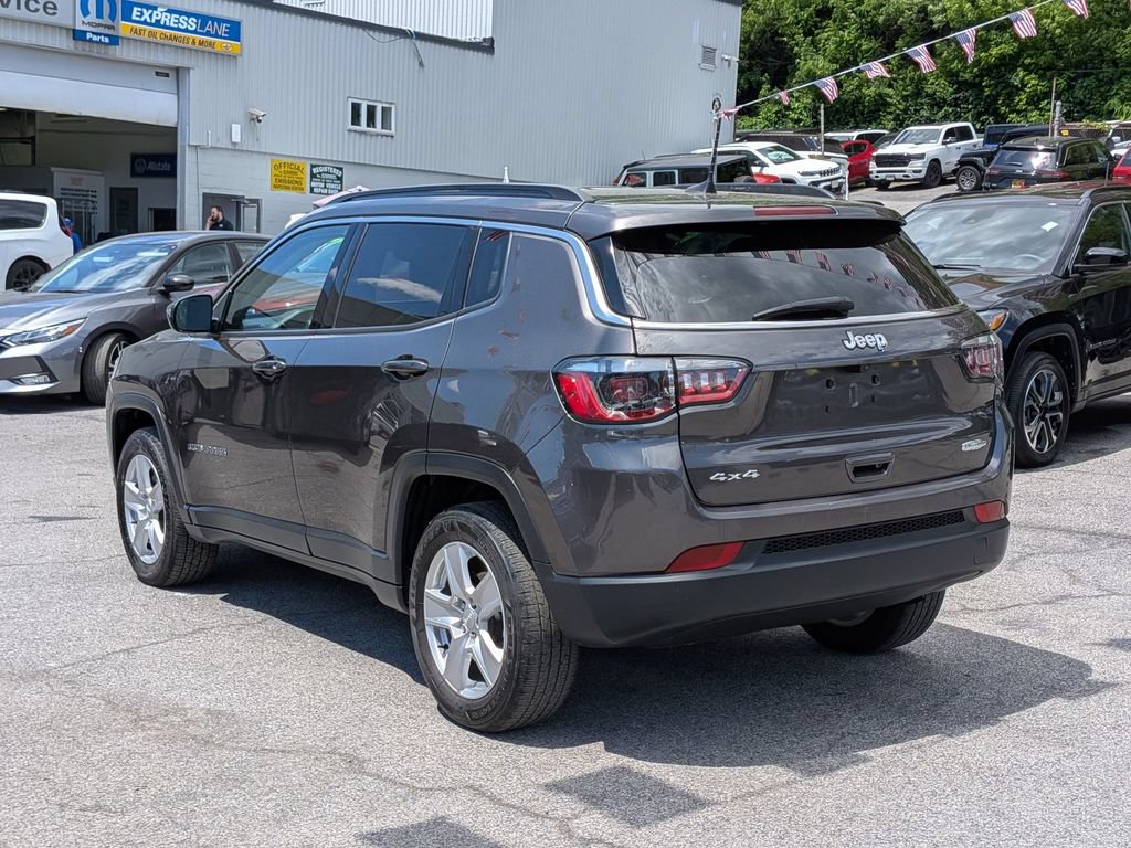 Certified 2022 Jeep Compass Latitude w/ Convenience Group AWD/4WD image 10