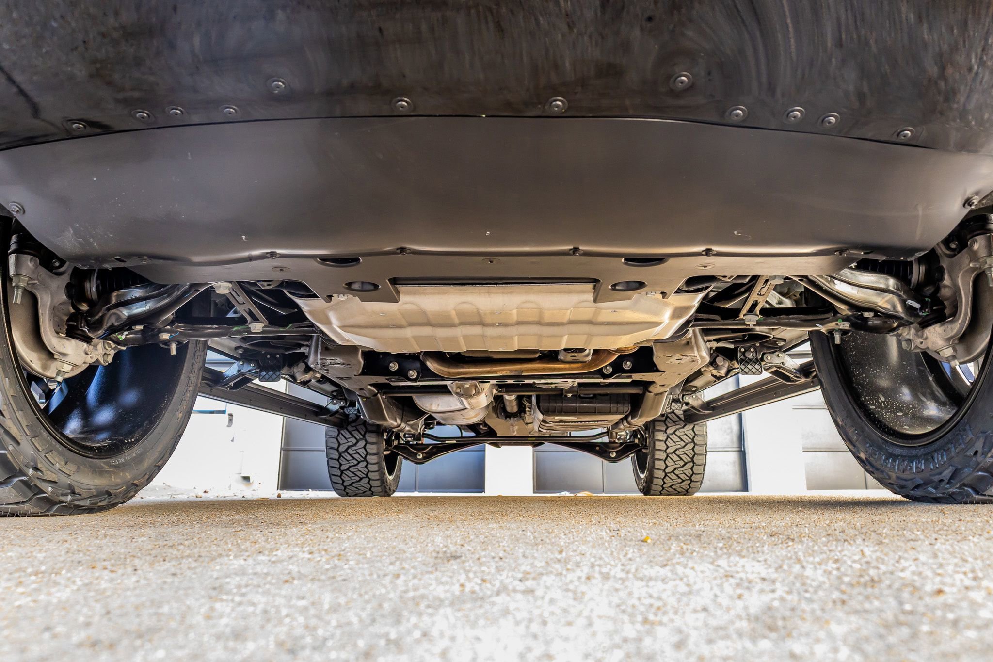 Used 2026 Cadillac Escalade Platinum Sport w/ LPO, ONYX Package image 15