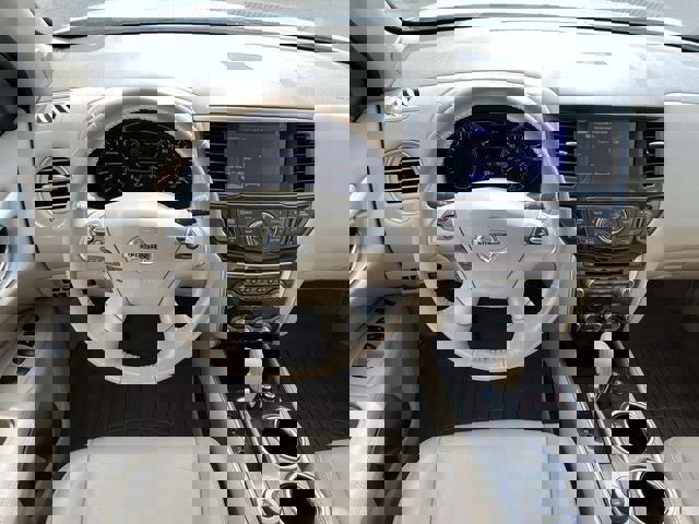 Used 2015 Nissan Pathfinder Platinum w/ Family Entertainment Package image 12