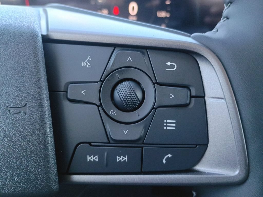 New 2026 Nissan Sentra SV w/ SV Convenience Package FWD image 10