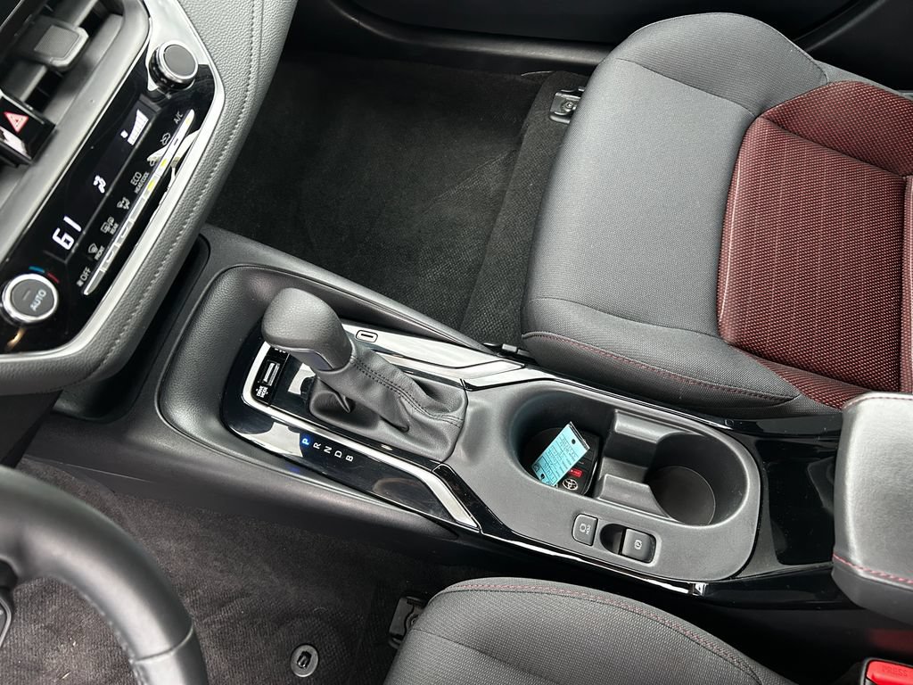 Used 2025 Toyota Corolla SE FWD image 17