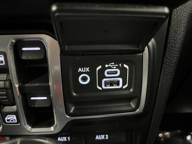 Used 2024 Jeep Wrangler Unlimited Sport AWD/4WD image 22