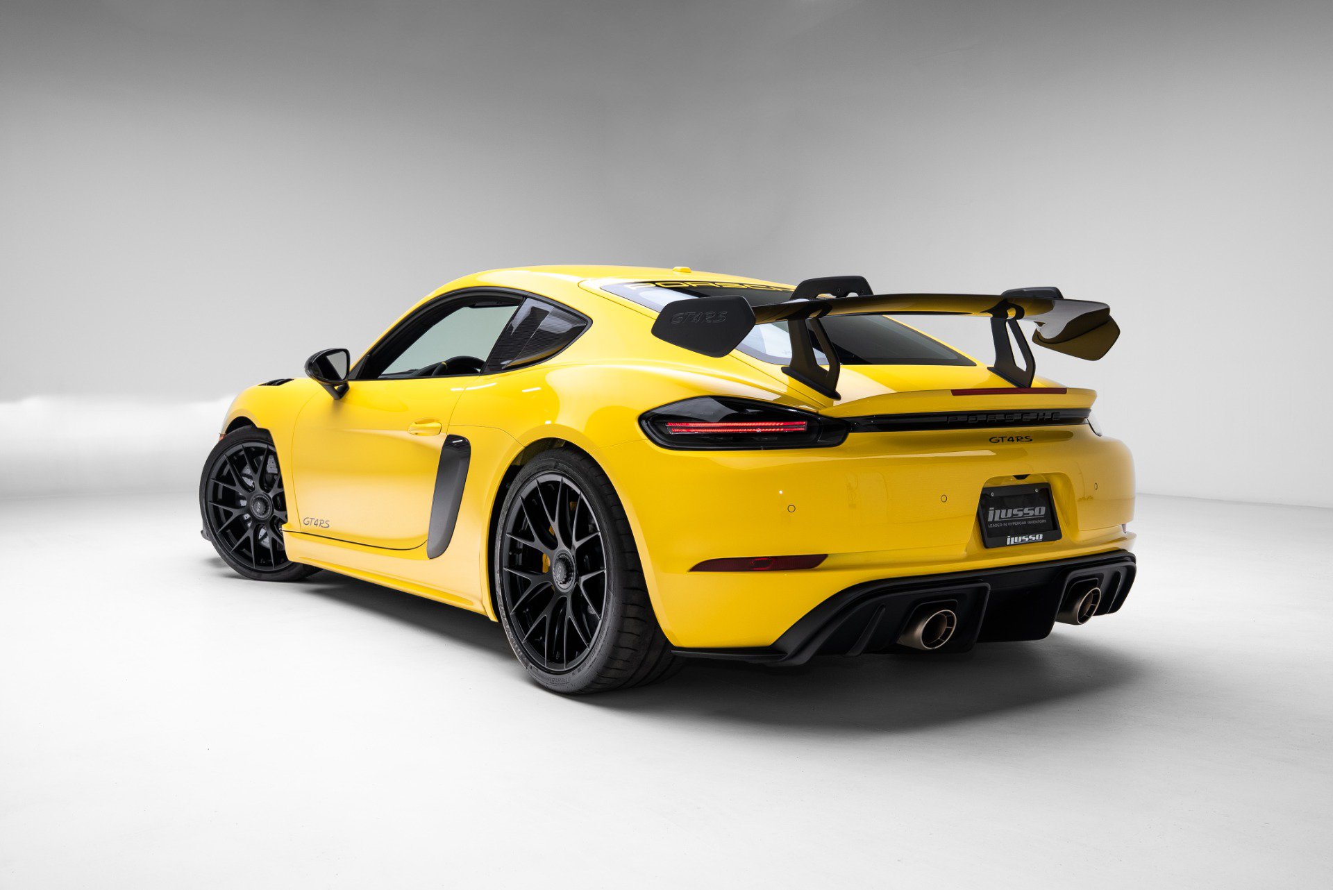 Used 2024 Porsche 718 Cayman GT4 RS RWD image 53