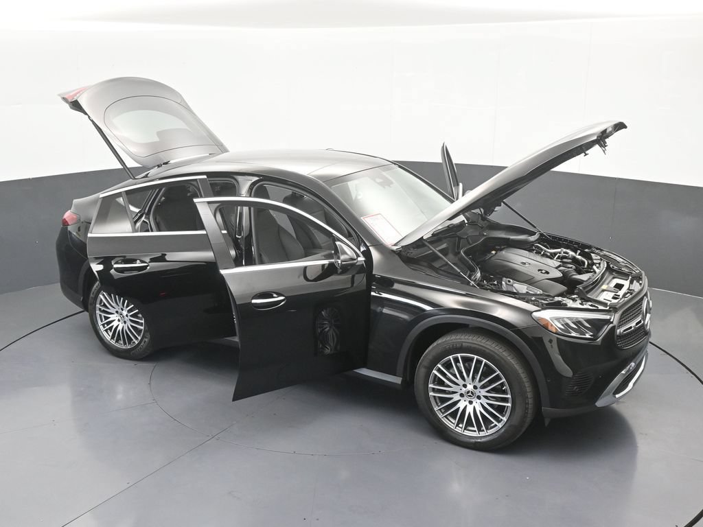Used 2025 Mercedes-Benz GLC 300 4MATIC image 72