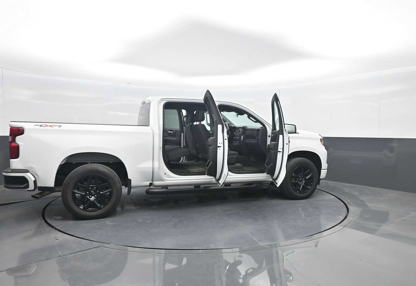 Used 2024 Chevrolet Silverado 1500 Custom w/ LPO, Dark Essentials Package AWD/4WD image 43