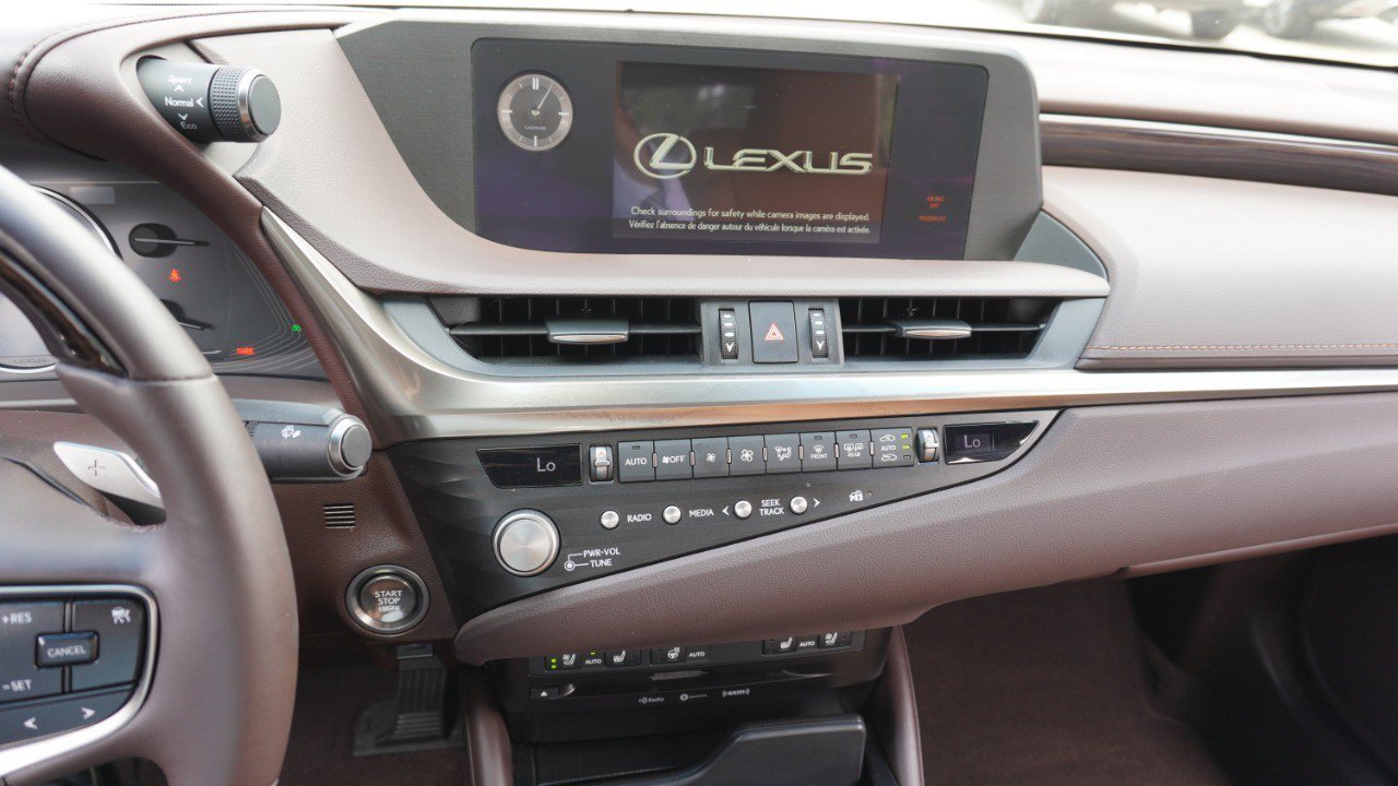 Certified 2021 Lexus ES 350 w/ Premium Package FWD image 17