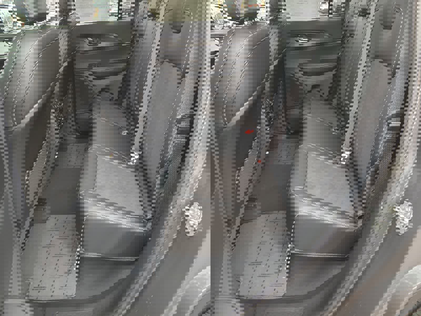 New 2025 Jeep Grand Cherokee Altitude image 21