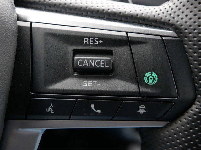Used 2025 Mitsubishi Outlander SEL image 27