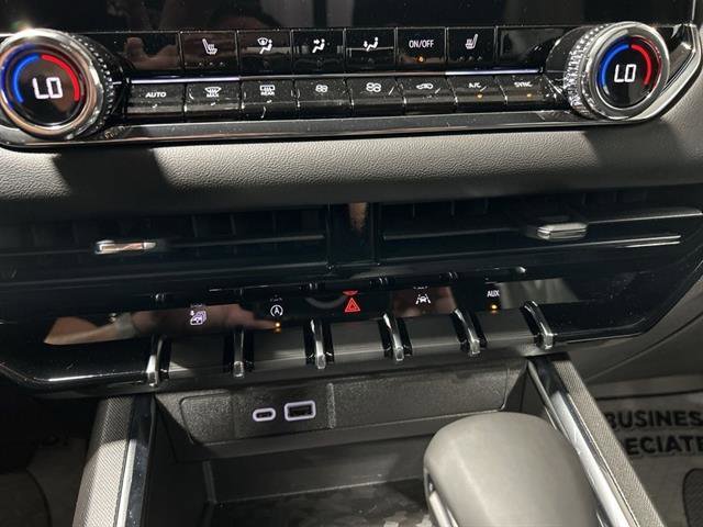 New 2025 GMC Canyon Elevation w/ Convenience Package image 25