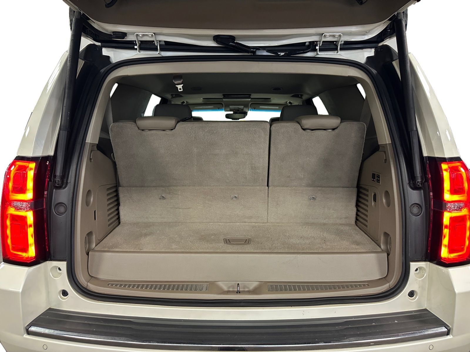 Used 2015 Chevrolet Tahoe LTZ AWD/4WD image 24