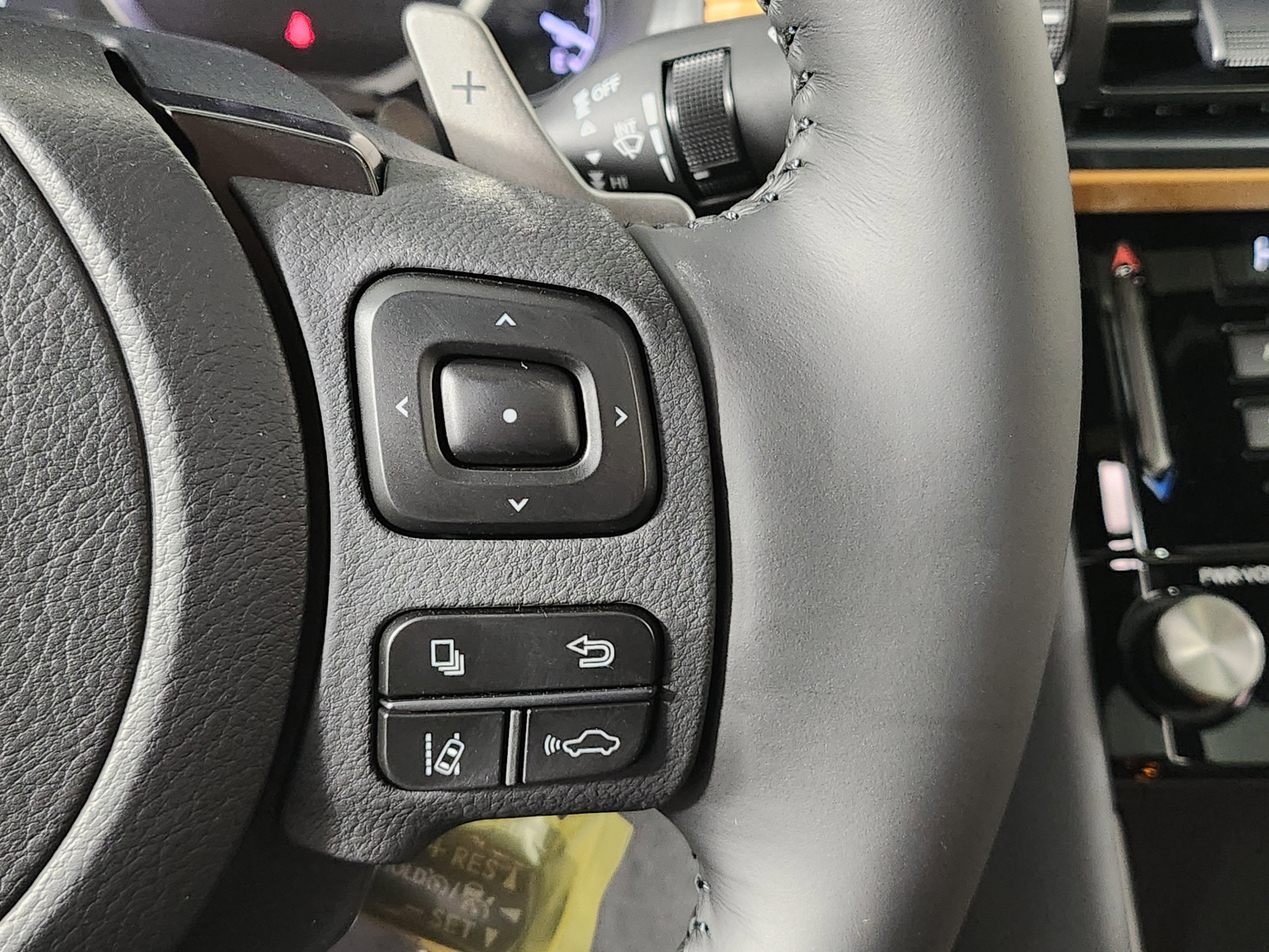 Certified 2025 Lexus IS 350 F Sport w/ Accessory Package RWD image 16