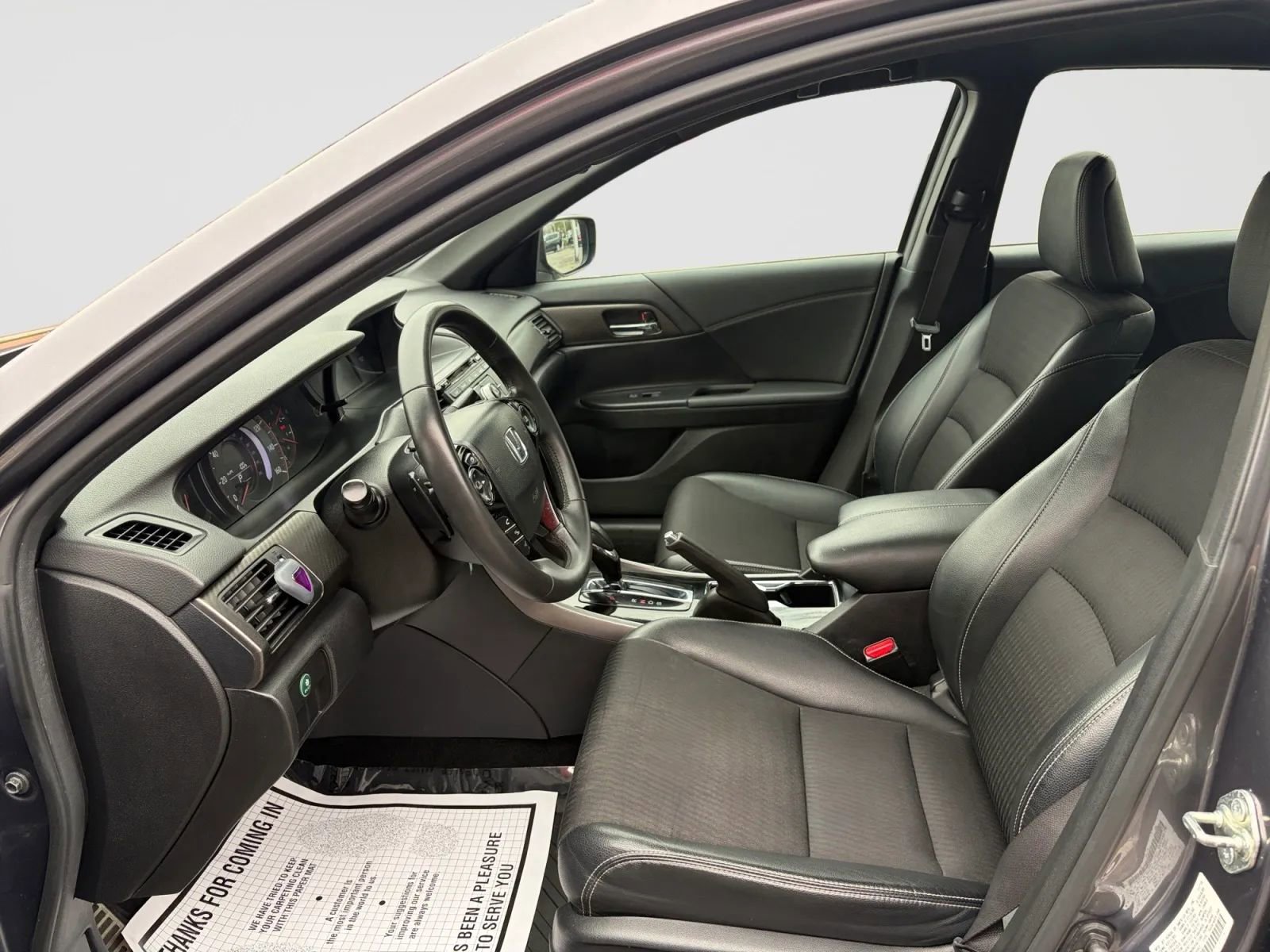 Used 2017 Honda Accord Sport image 12