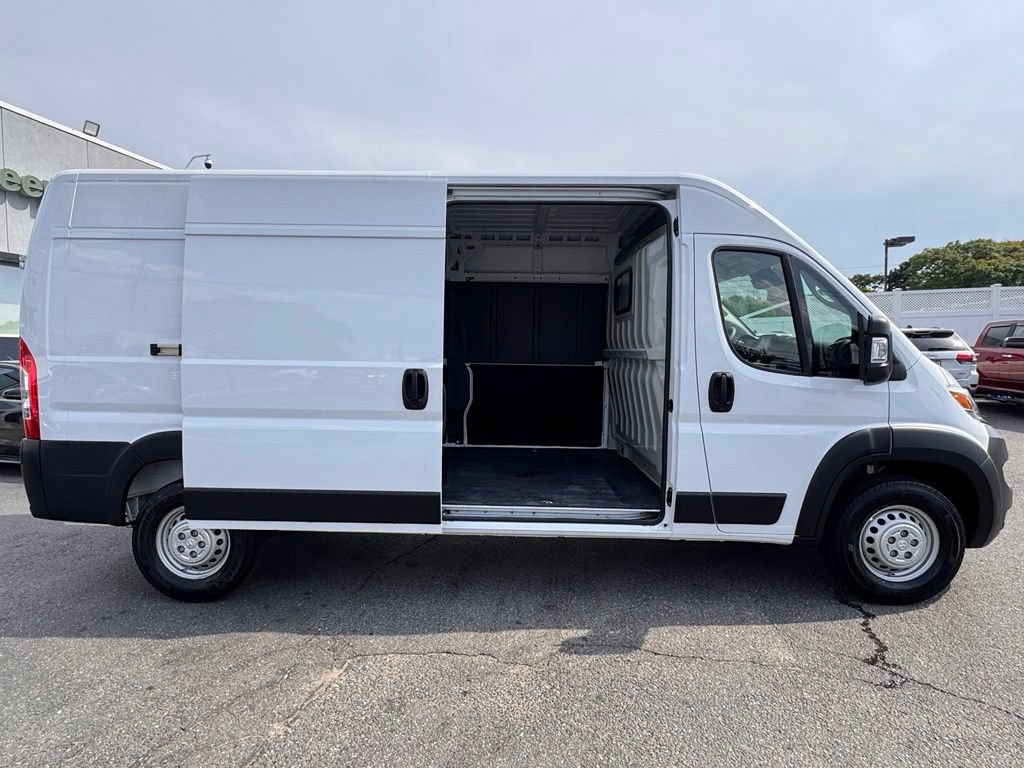 New 2026 RAM ProMaster 2500 w/ Convenience Group FWD image 10