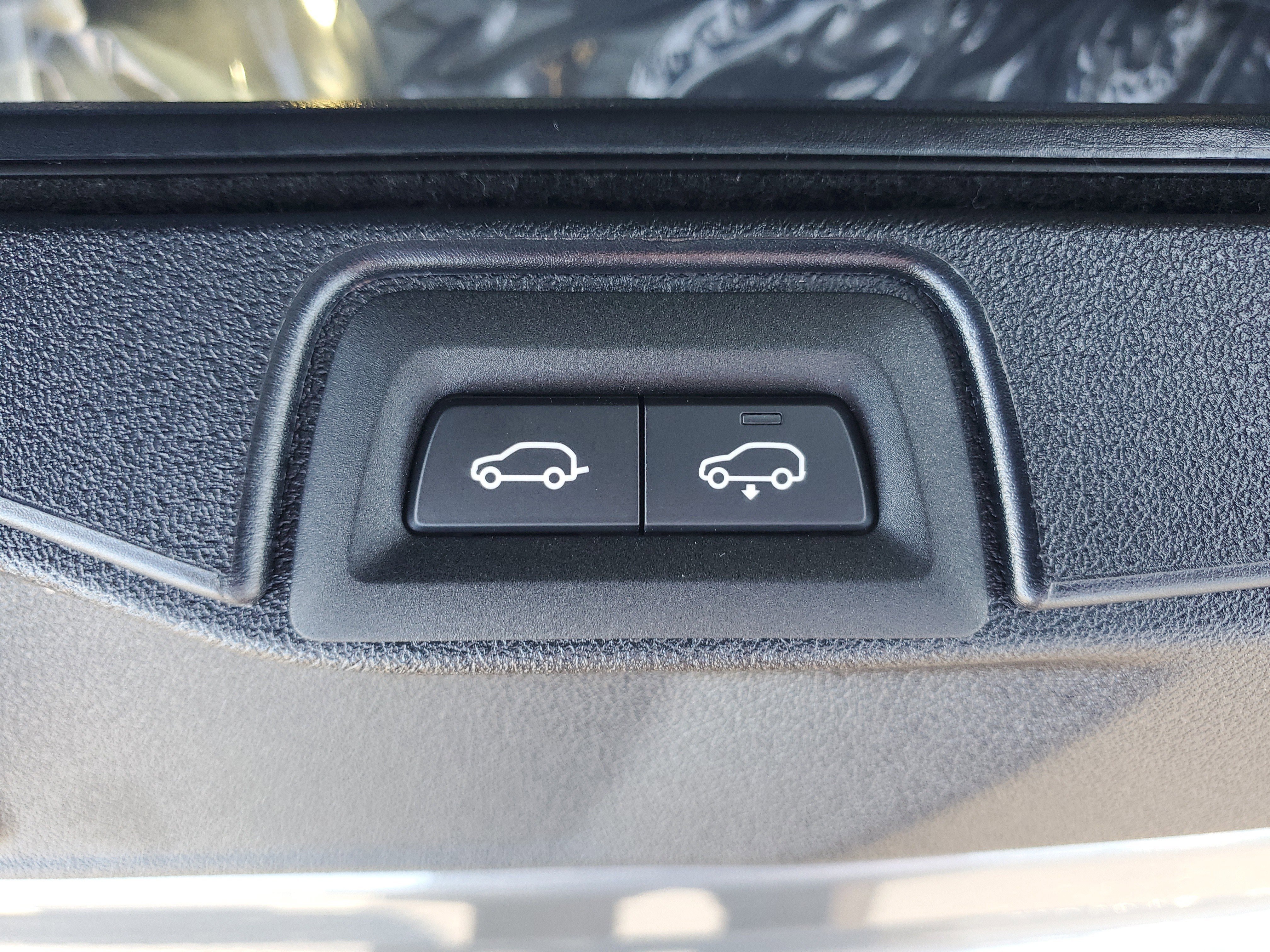 New 2026 BMW X5 xDrive50e w/ Executive Package image 10