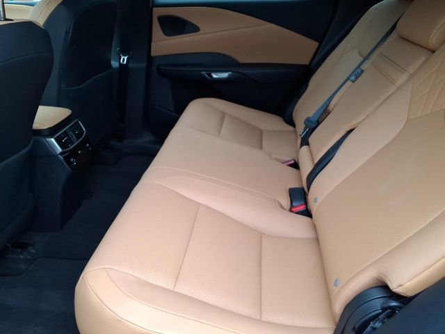 Certified 2024 Lexus RX 350 Premium w/ Accessory Package (Z1) image 6