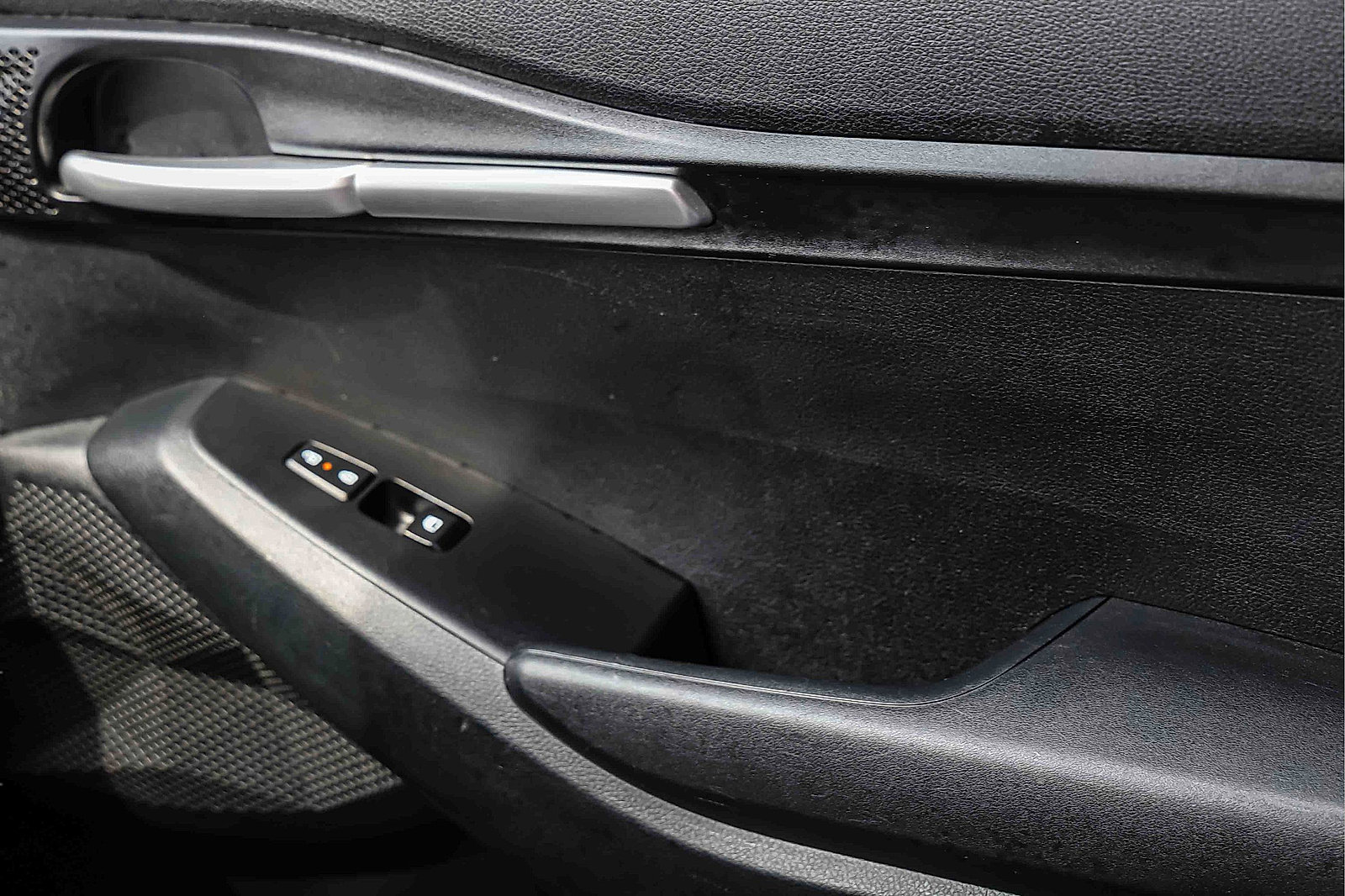 Certified 2024 Kia Seltos LX AWD/4WD image 17