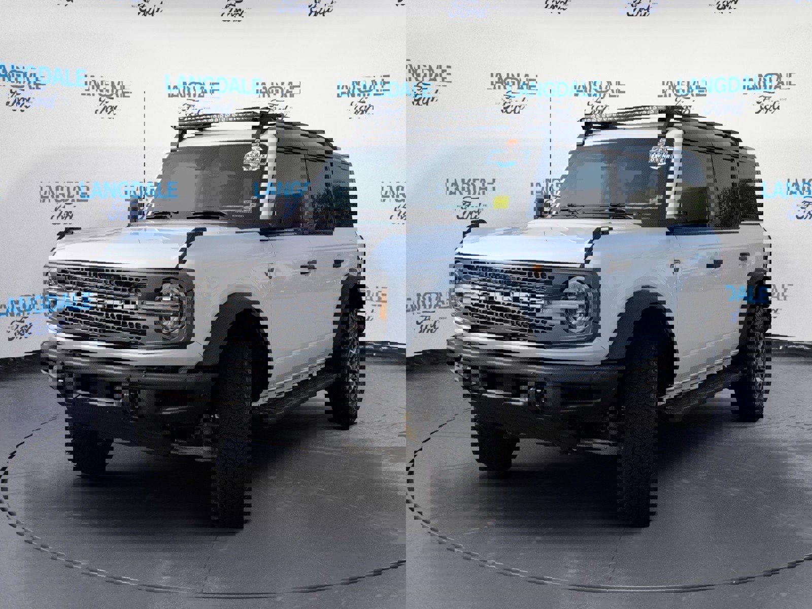 Used 2024 Ford Bronco Badlands image 11