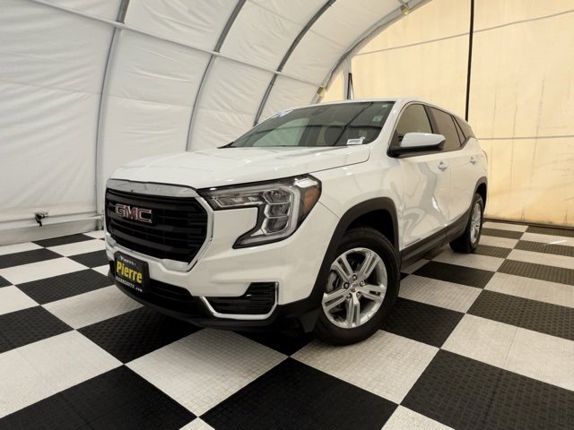 Used 2024 GMC Terrain SLE