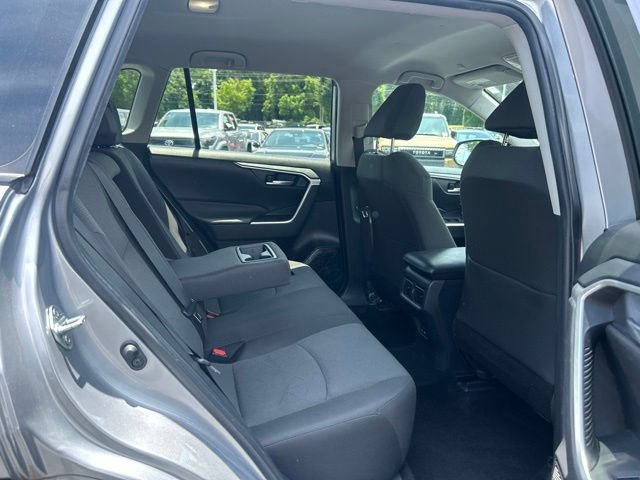 Used 2024 Toyota RAV4 XLE FWD image 20