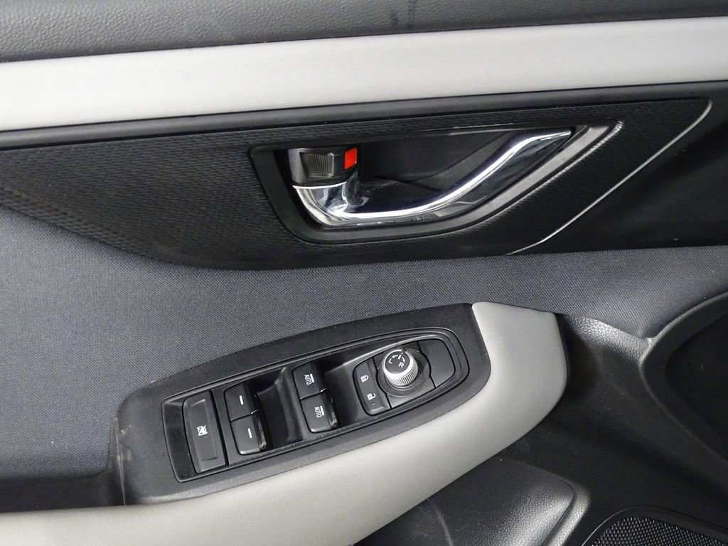 Used 2023 Subaru Outback Premium image 16