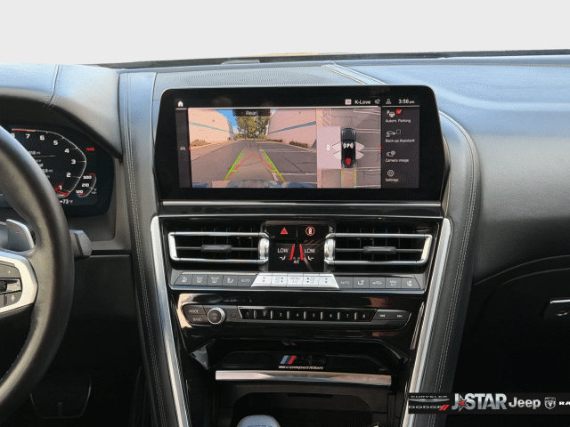Used 2025 BMW M8 Competition w/ M Carbon Exterior Package AWD/4WD image 15