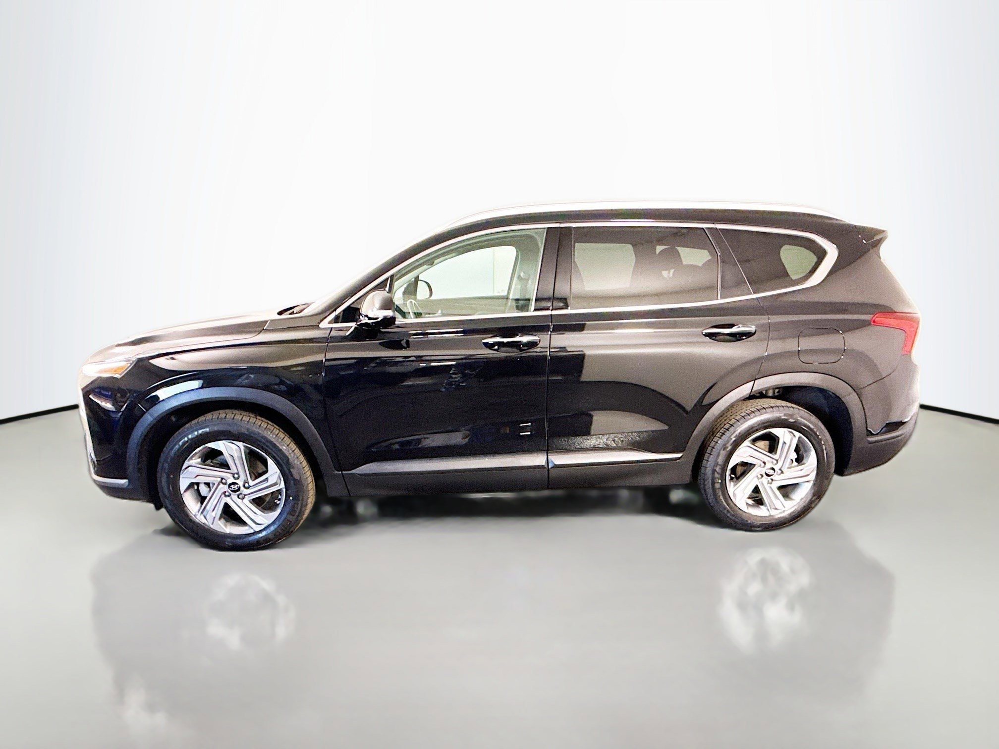 Used 2023 Hyundai Santa Fe SEL image 6